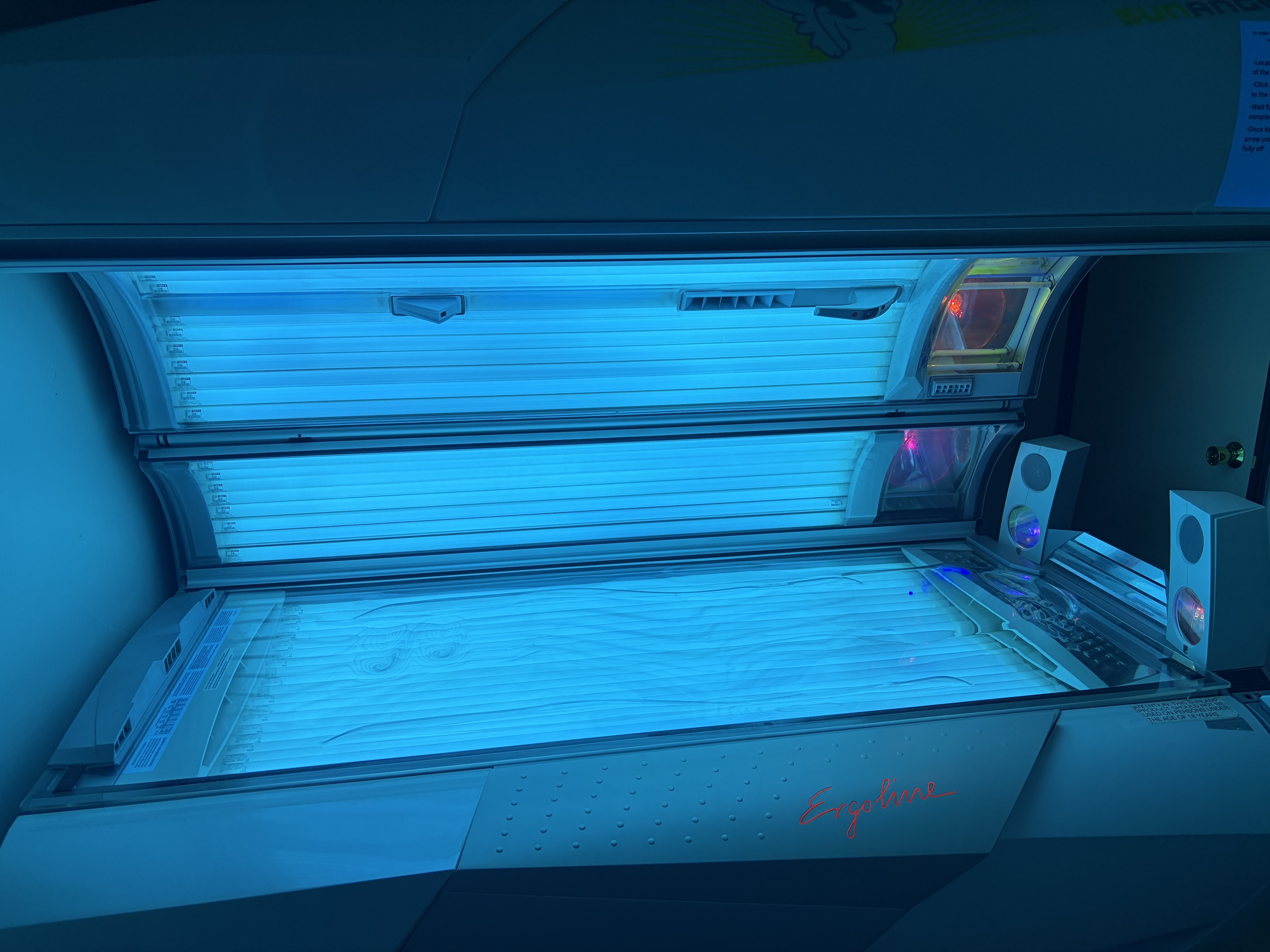 Tanning bed — Penn Yan